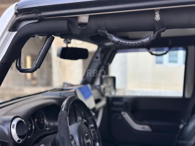 Jeep Wrangler 2013, 199,000 km - 2.8 л - Bakı