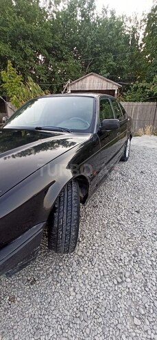 BMW 520 1994, 418,000 km - 2.0 l - Kürdəmir