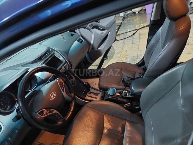 Hyundai Elantra 2013, 301,412 km - 1.8 л - Gəncə