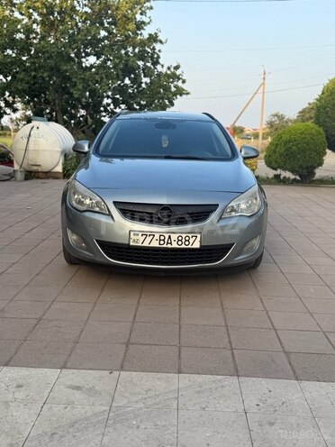 Opel Astra 2011, 380,000 km - 1.3 l - Şəmkir