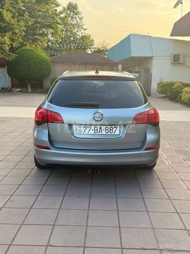 Opel Astra 2011, 380,000 km - 1.3 l - Şəmkir