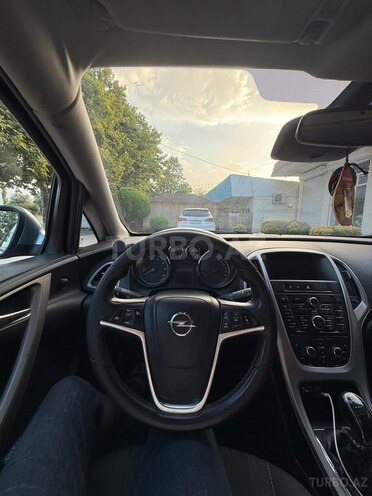 Opel Astra 2011, 380,000 km - 1.3 l - Şəmkir
