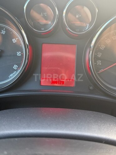 Opel Astra 2011, 380,000 km - 1.3 l - Şəmkir