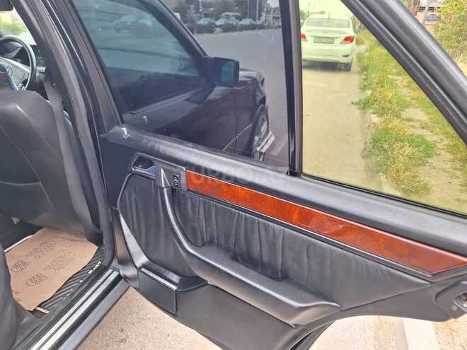 Mercedes E 300 d 1993, 425,000 km - 3.0 l - Sumqayıt