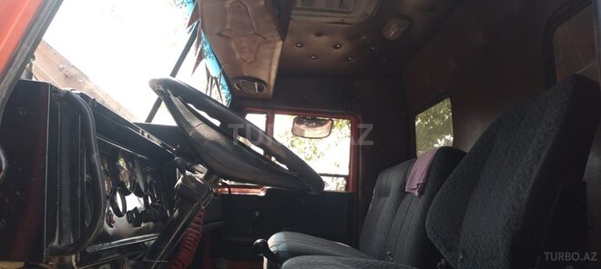 KamAz 5511 1988, 560,000 km - 11.0 l - Biləsuvar