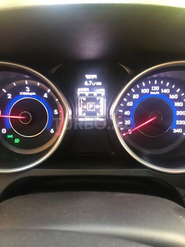 Hyundai Avante 2014, 260,000 km - 1.6 л - Bakı