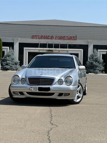Mercedes E 320 2000, 292,000 km - 3.2 l - Tovuz