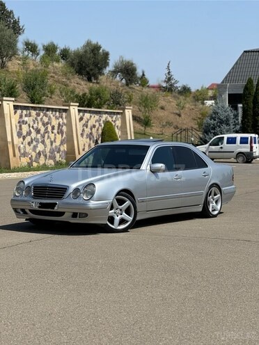 Mercedes E 320 2000, 292,000 km - 3.2 l - Tovuz