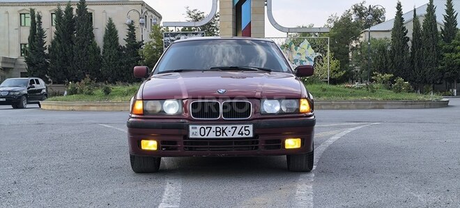 BMW 316 1996, 351,000 km - 1.6 l - Sumqayıt