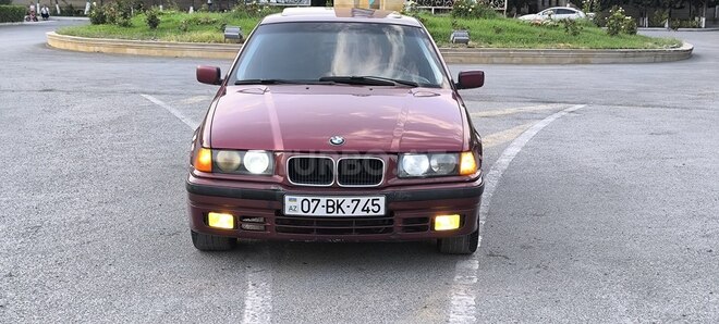 BMW 316 1996, 351,000 km - 1.6 l - Sumqayıt