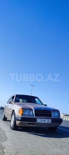 Mercedes E 220 1992, 600,000 km - 2.2 l - Salyan