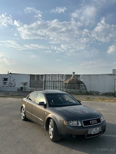 Audi A4 2003, 396,000 km - 1.8 л - Bakı