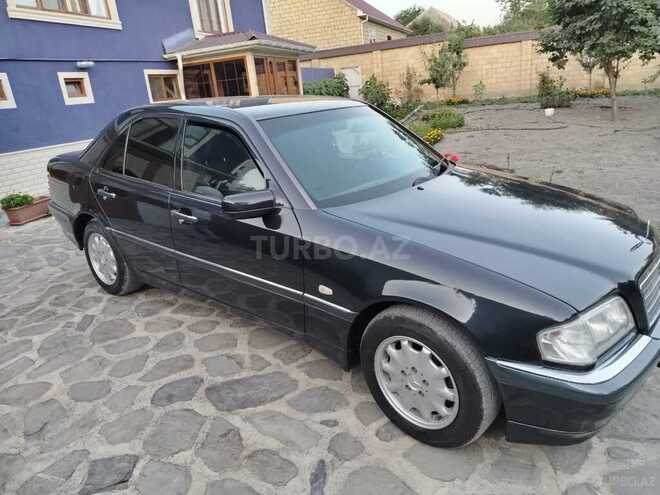 Mercedes C 240 1998, 258,585 km - 2.4 l - Qəbələ