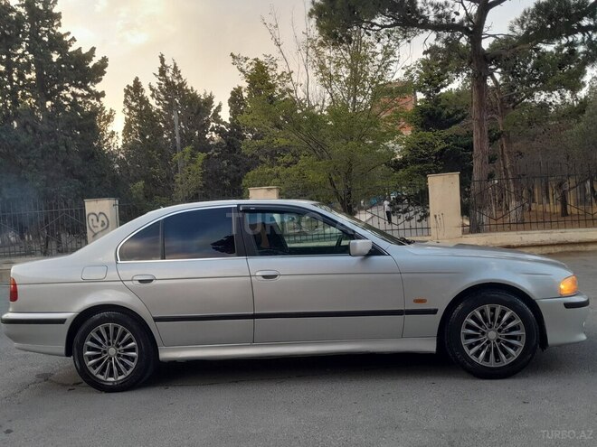 BMW 525 2000, 256,322 km - 2.5 l - Bakı