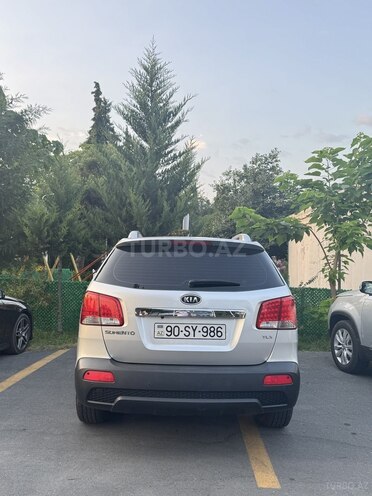 Kia Sorento 2011, 239,300 km - 2.0 l - Bakı