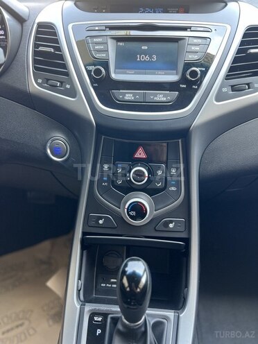 Hyundai Elantra 2015, 99,779 km - 1.8 л - Bakı