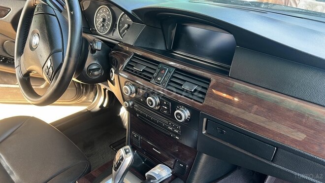 BMW 528 2008, 260,000 km - 3.0 l - Şirvan