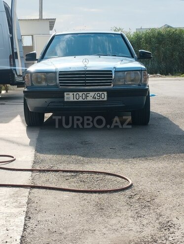 Mercedes 190 1988, 669,695 km - 2.0 l - Sabirabad
