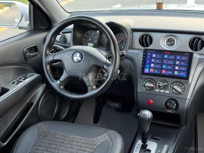 Mitsubishi Outlander 2002, 140,241 km - 2.4 l - Sumqayıt