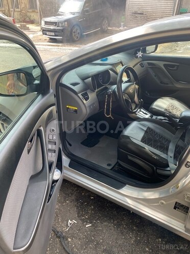 Hyundai Elantra 2011, 175,418 km - 1.8 л - Bakı
