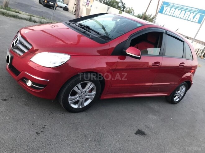 Mercedes B 180 2012, 143,000 km - 1.6 l - Sumqayıt
