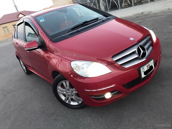 Mercedes B 180 2012, 143,000 km - 1.6 l - Sumqayıt