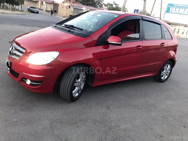 Mercedes B 180 2012, 143,000 km - 1.6 l - Sumqayıt