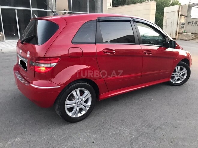 Mercedes B 180 2012, 143,000 km - 1.6 l - Sumqayıt