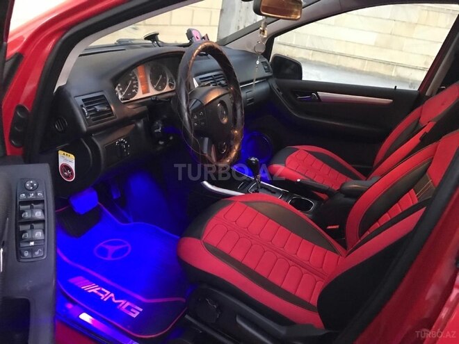 Mercedes B 180 2012, 143,000 km - 1.6 l - Sumqayıt