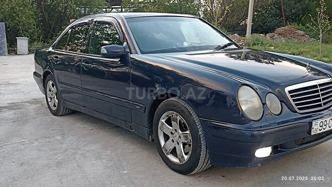 Mercedes E 220 d 2001, 580,063 km - 2.2 l - İmişli