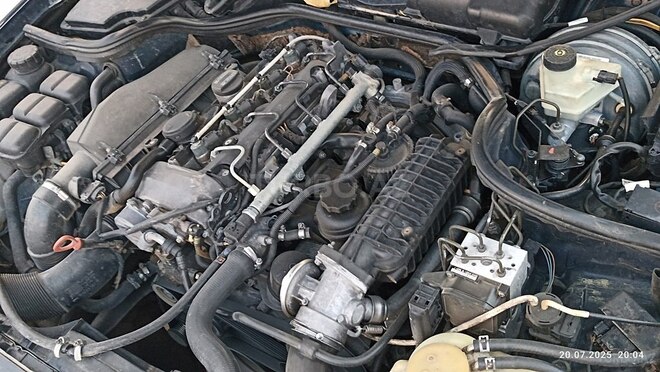 Mercedes E 220 d 2001, 580,063 km - 2.2 l - İmişli