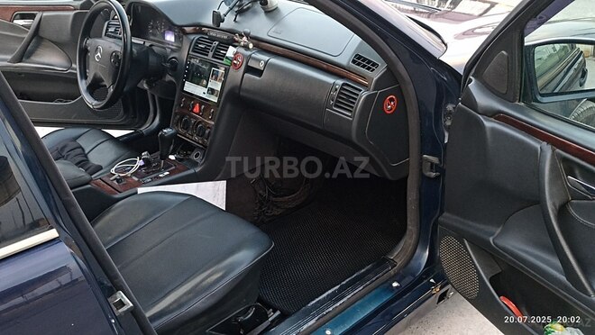 Mercedes E 220 d 2001, 580,063 km - 2.2 l - İmişli