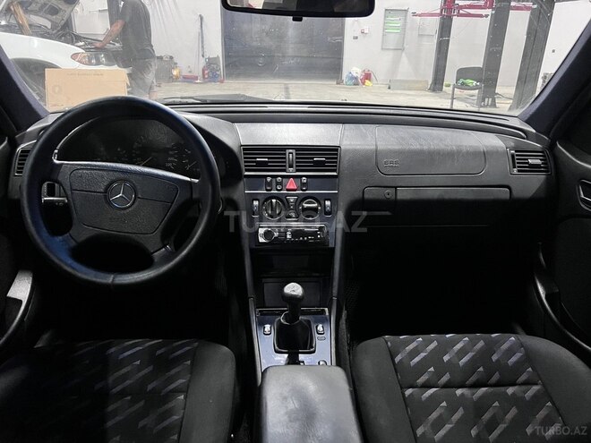 Mercedes C 220 d 2000, 378,583 km - 2.2 l - Bakı
