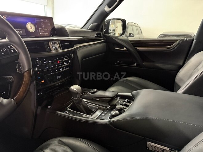 Lexus LX 570 2016, 128,000 km - 5.7 l - Bakı