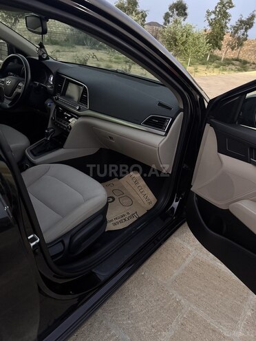 Hyundai Elantra 2018, 107,000 km - 2.0 л - Bakı