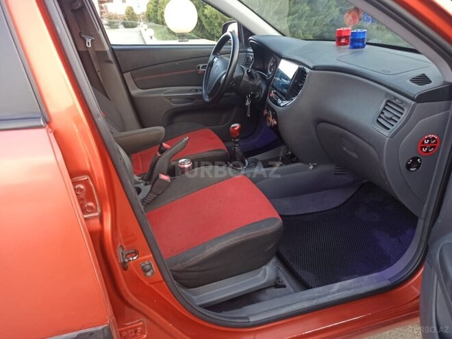 Kia Rio 2006, 170,000 km - 1.5 l - Şirvan