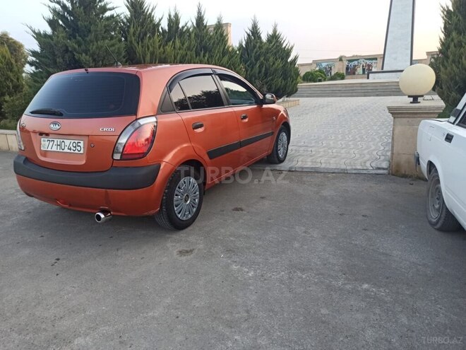 Kia Rio 2006, 170,000 km - 1.5 l - Şirvan