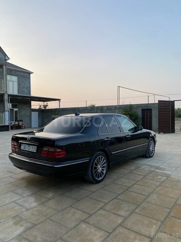 Mercedes E 270 2001, 500,000 km - 2.7 l - Bakı