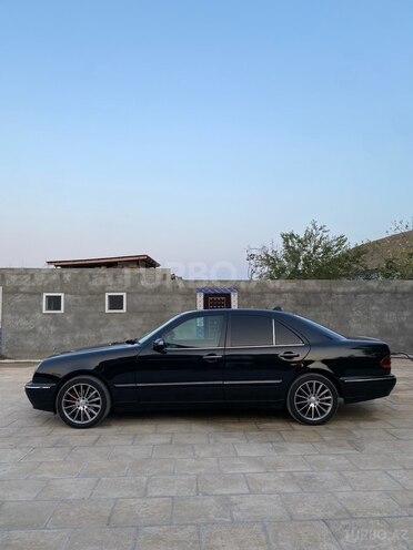 Mercedes E 270 2001, 500,000 km - 2.7 l - Bakı