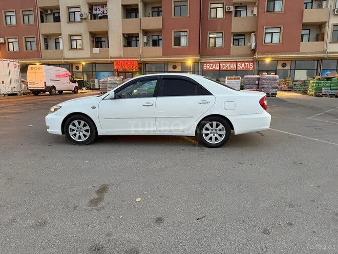 Toyota Camry 2004, 325,000 km - 3.0 l - Bakı