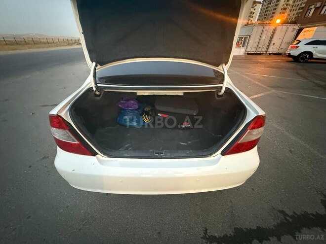 Toyota Camry 2004, 325,000 km - 3.0 l - Bakı