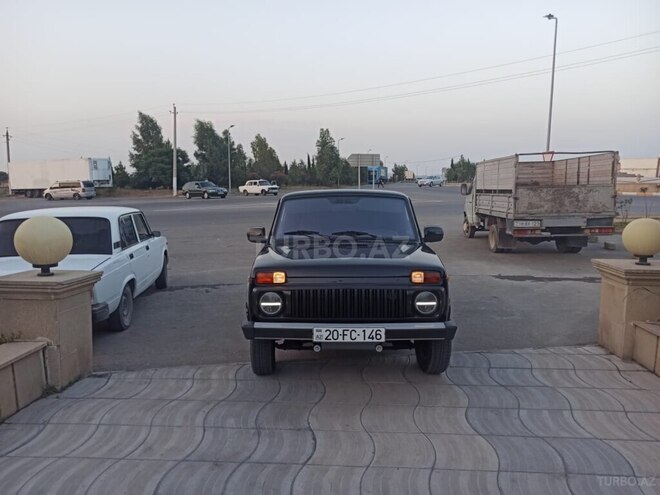 LADA (VAZ) Niva 2015, 20,000 km - 1.8 l - Şirvan