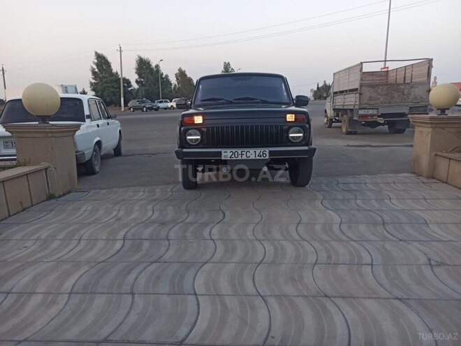 LADA (VAZ) Niva 2015, 20,000 km - 1.8 l - Şirvan