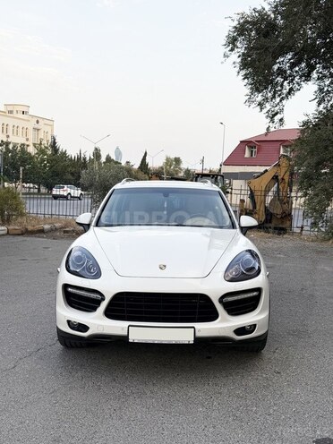 Porsche Cayenne S 2010, 35,000 km - 4.8 l - Bakı