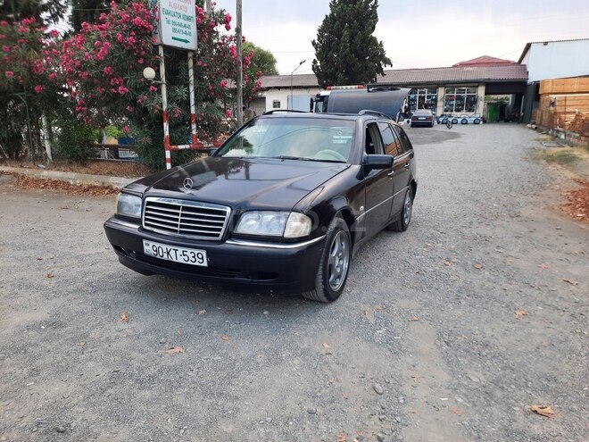 Mercedes C 180 2000, 350,000 km - 1.8 l - Lənkəran