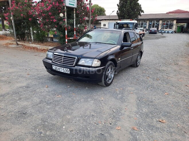 Mercedes C 180 2000, 350,000 km - 1.8 l - Lənkəran