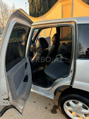 Chevrolet Niva 2004, 240,000 km - 1.7 л - Bərdə