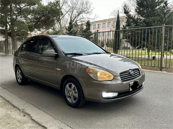 Hyundai Accent 2010, 451,751 km - 1.4 л - Sumqayıt