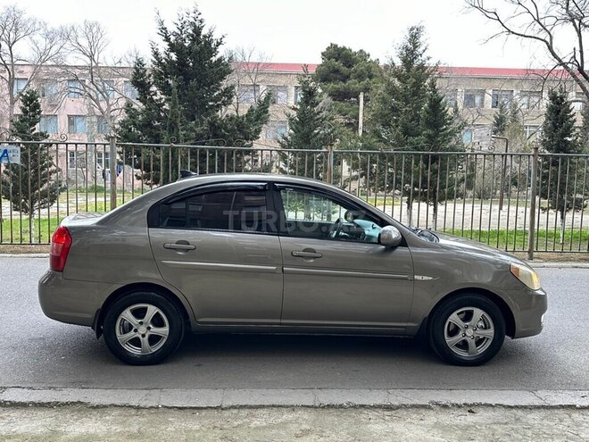 Hyundai Accent 2010, 451,751 km - 1.4 л - Sumqayıt