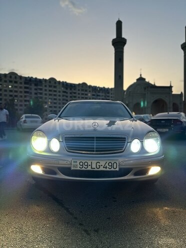Mercedes E 220 d 2002, 482,300 km - 2.2 l - Bakı